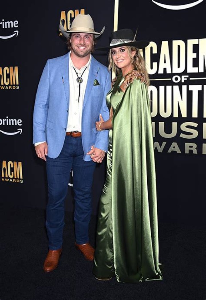 Uncover The Truth: Lainey Wilson's Boyfriend Revealed!